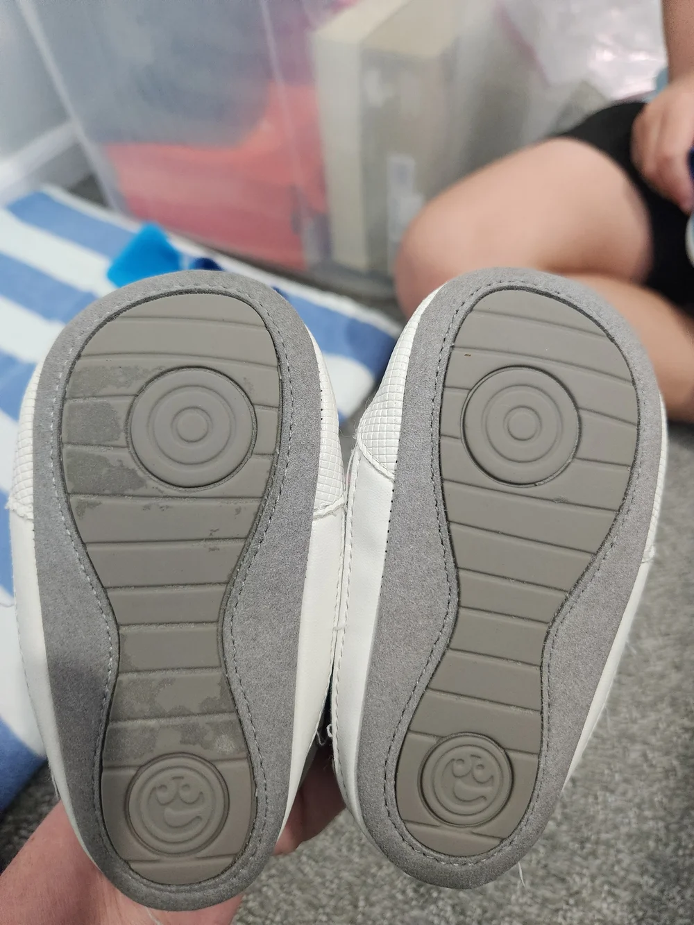 Stride Rite Gray Perforated Toddler Sneakers with White Toe 12-18mth